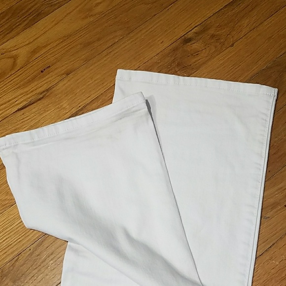 Joe's Jeans White Curvy Boot Cut Size 27 - Picture 6 of 7